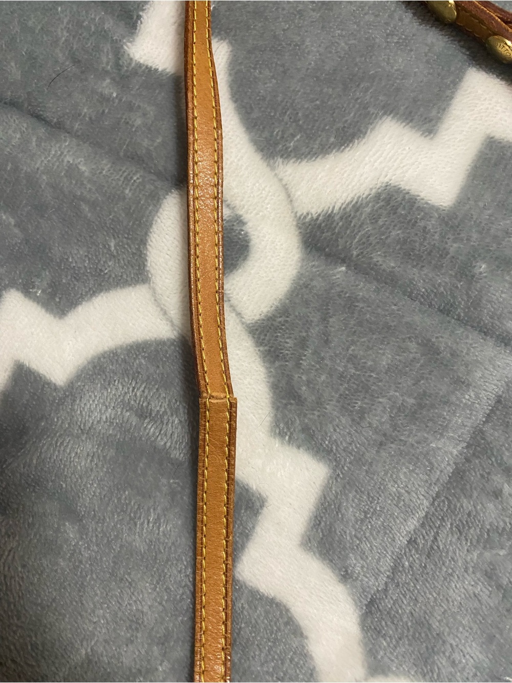 Louis Vuitton Monogram Canvas Brown Crossbody Wallet - Picture 5 of 8